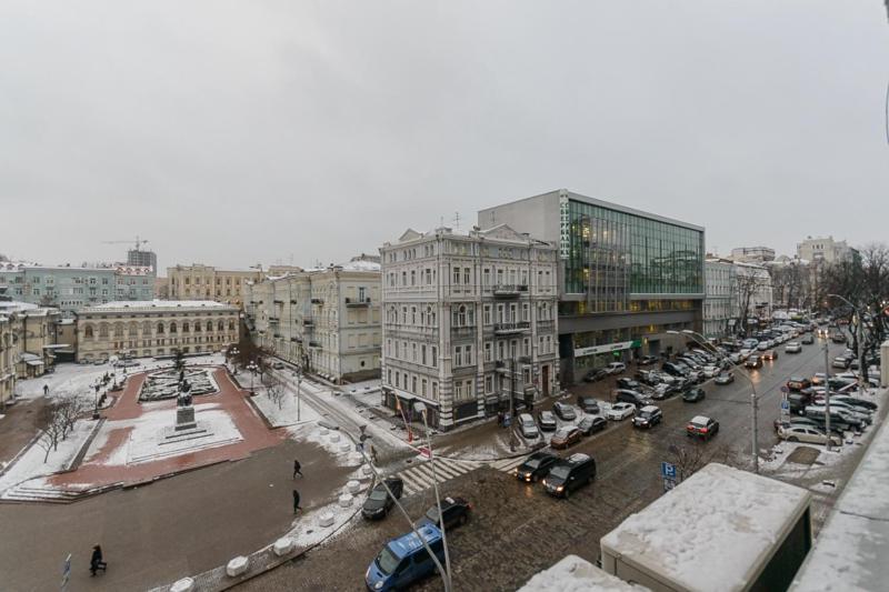 Апартаменти 3-Кімнатні М. Золоті Ворота キエフ エクステリア 写真